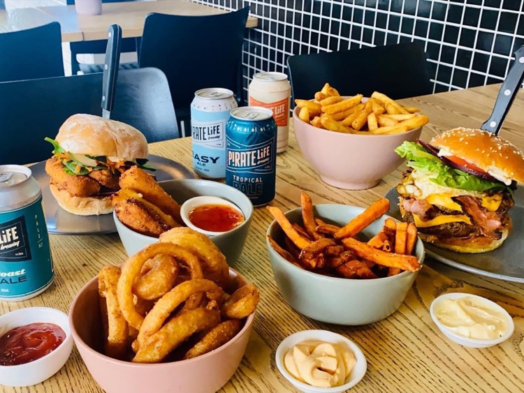 Enuf Burger Bar slider image
