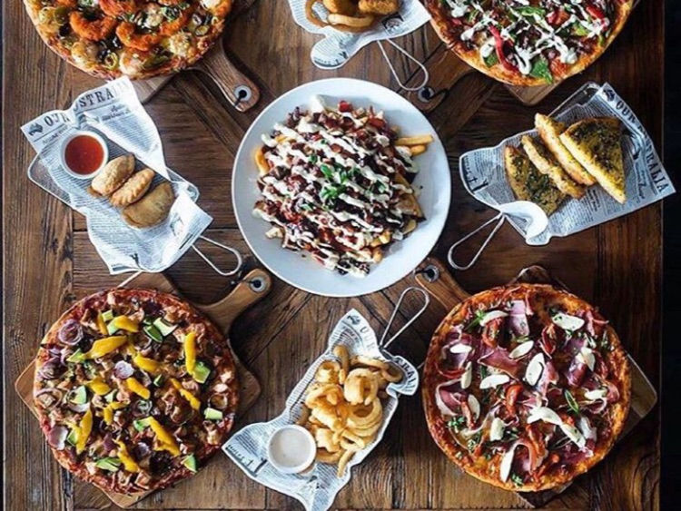 Amigo's Cafe & Pizzeria  slider image