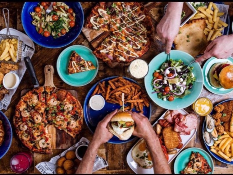 Amigo's Cafe & Pizzeria  slider image