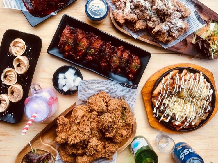 10000WON KOREAN FRIED CHICKEN slider image