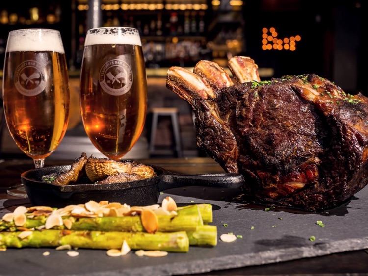 Elements Bar & Grill slider image