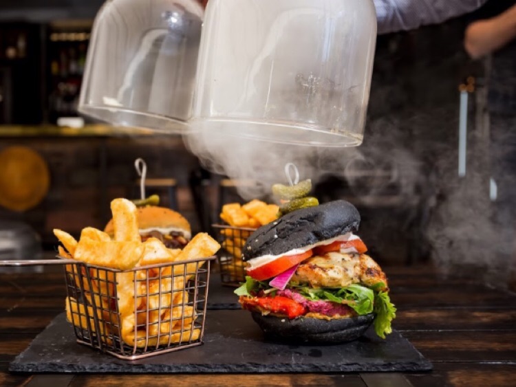 Elements Bar & Grill slider image