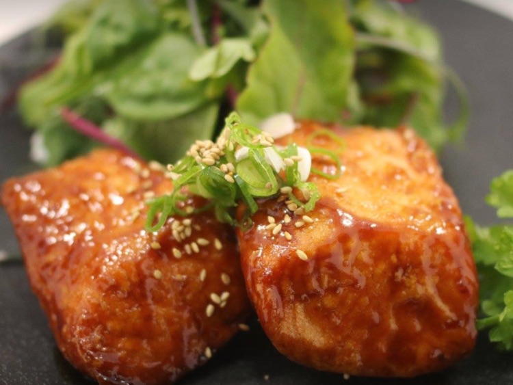 Taruhachi Japanese Bento slider image