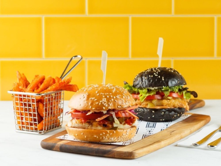 L'Burger slider image