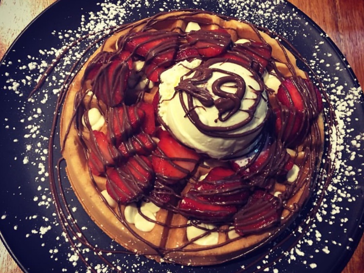 Benjamin's Crepes And Waffles slider image