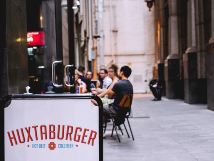 Huxtaburger slider image