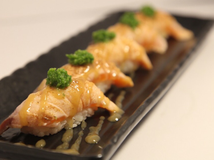 Sushi Waka Restaurant slider image