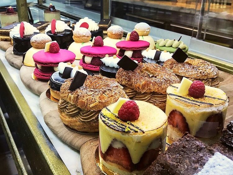 Cafe de la Ville slider image