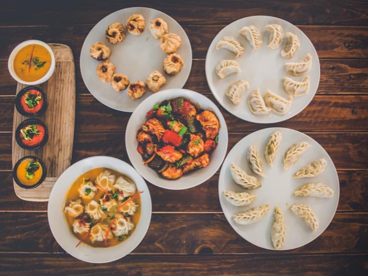 8848 Momo House  slider image