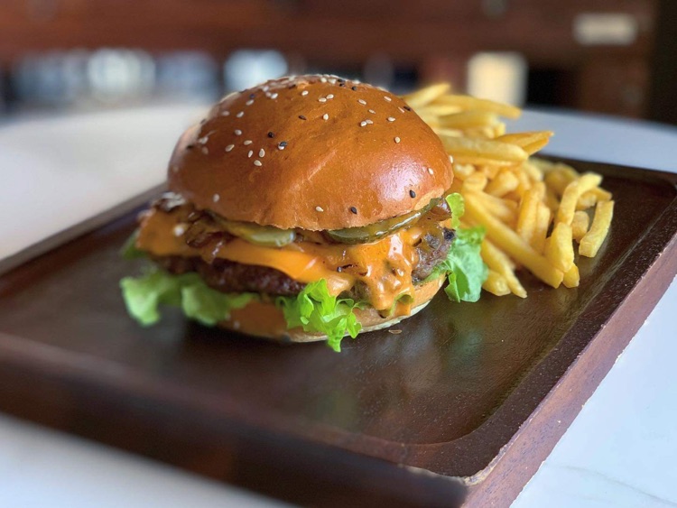Town & Country Hotel slider image