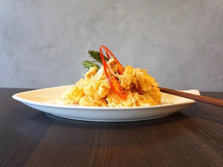 C18 Chinese Restaurant slider image