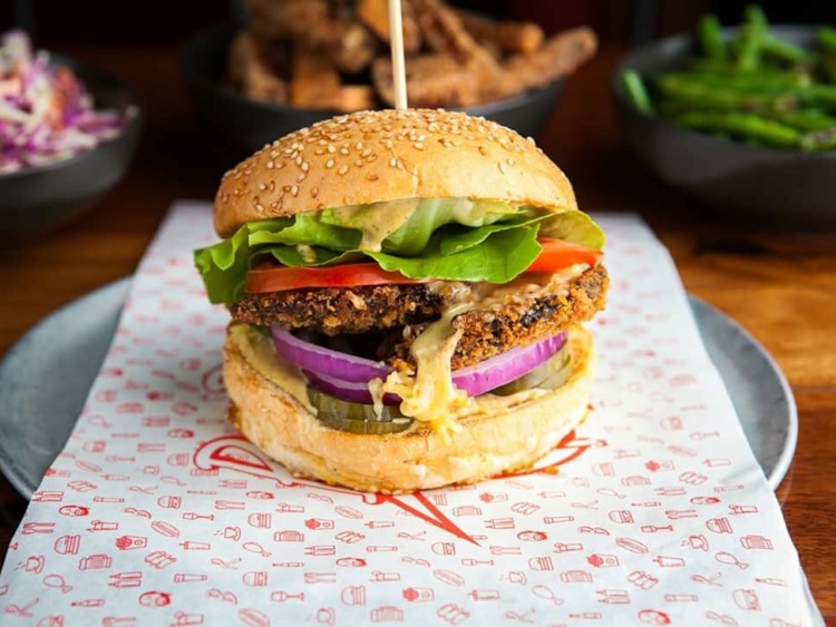 Big Roddy's Rippin Rib Shack slider image