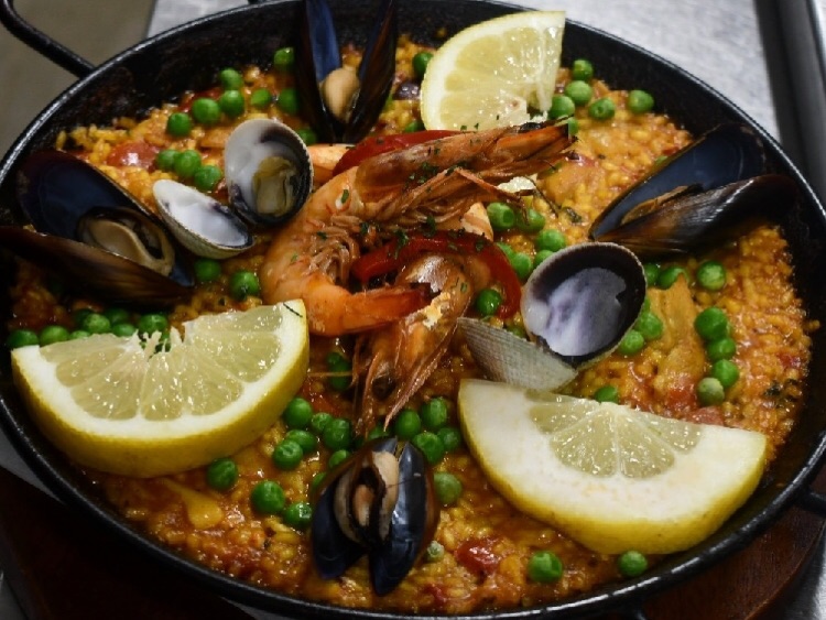 Lola Cocina Spanish Restaurant | Crows Nest slider image