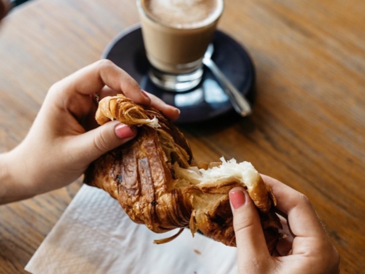Who's Harry Cafe slider image