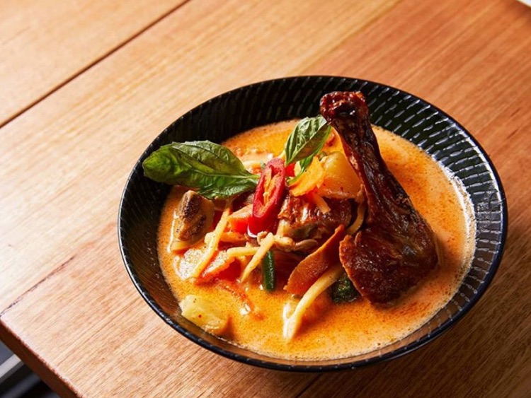 Jing Jai Thai Chadstone slider image