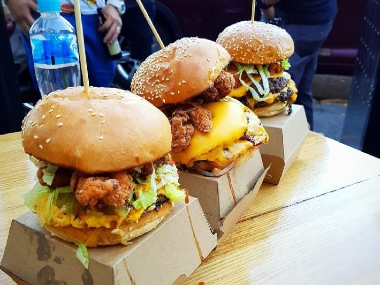 Phat Pizza & Burger Bar slider image