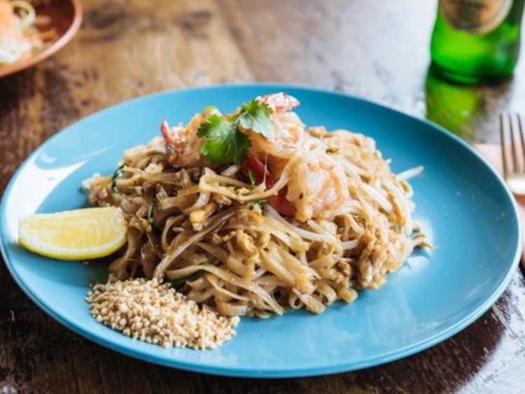 Patee Thai slider image