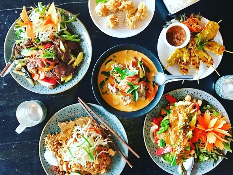 Soi 9 Thai  slider image