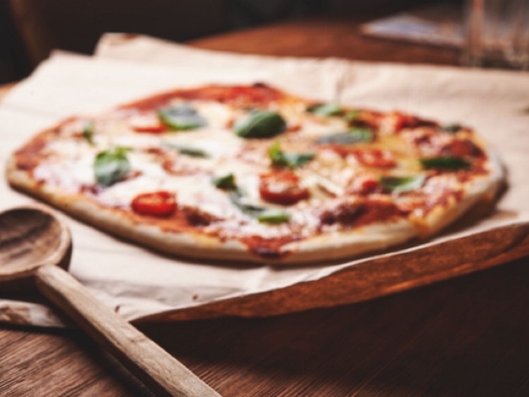 Queen Caterina Pizza e Birra slider image