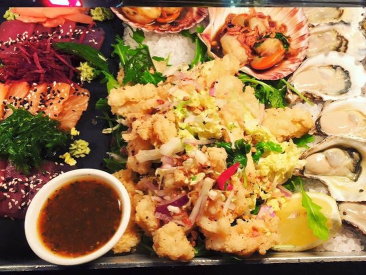 Richmond Oysters slider image