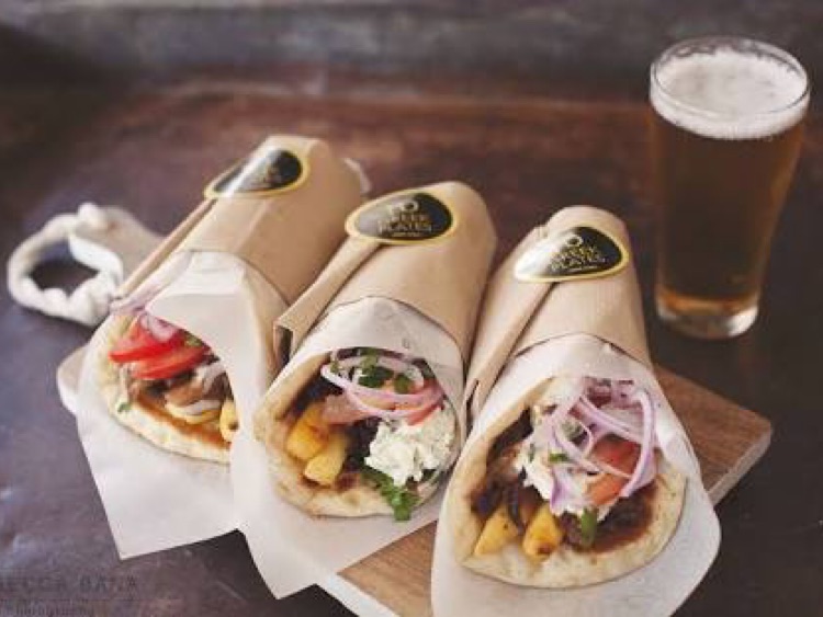 10 Greek Plates slider image